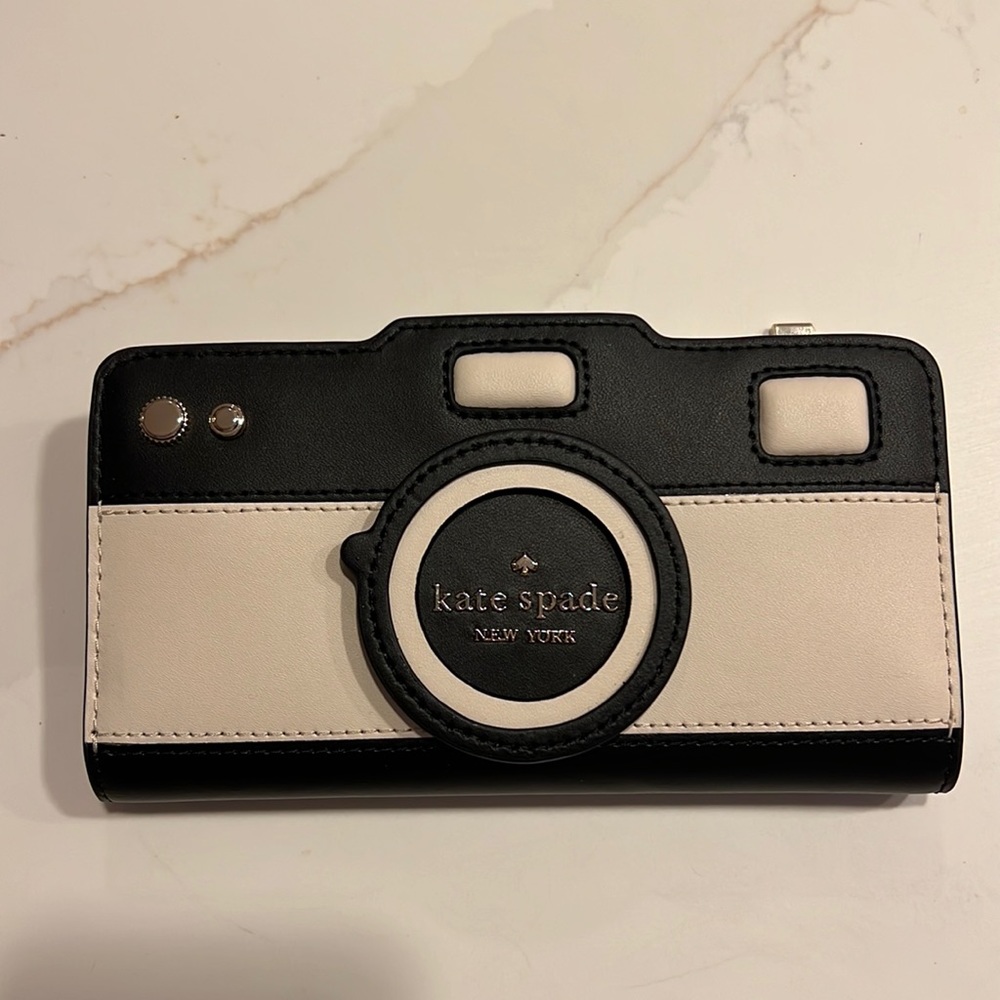 Kate Spade large slim bifold wallet
